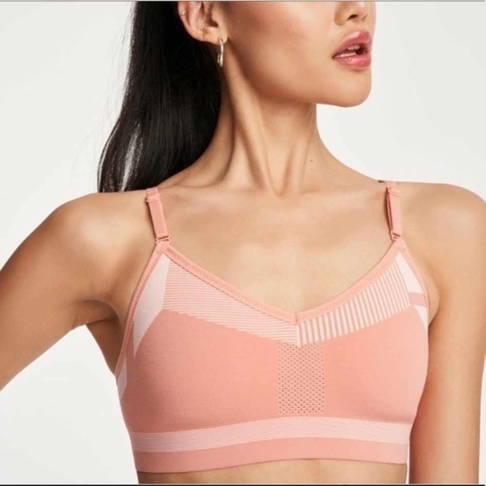 Nike Indy fly knit bra New size Medium